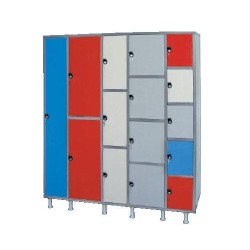 Taquillas tres puertas SACOPISA